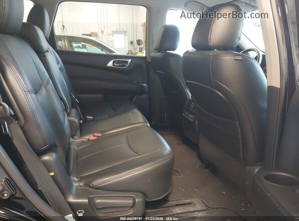 5N1DR2MM3HC641438 2017 NISSAN PATHFINDER Black VIN sticker view