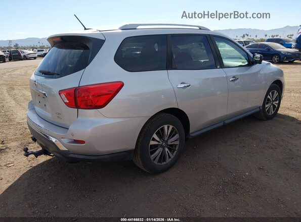 5N1DR2MM5HC662954 2017 NISSAN PATHFINDER Серебряный Задняя правая четверть