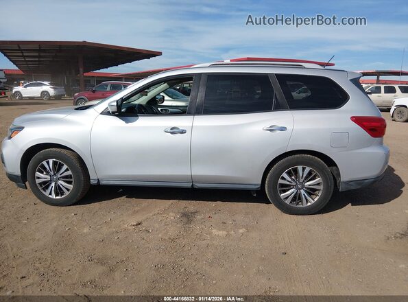 5N1DR2MM5HC662954 2017 NISSAN PATHFINDER Серебряный Панорамный вид салона 360°