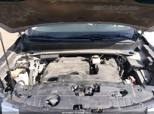 5N1DR2MM5HC662954 2017 NISSAN PATHFINDER Серебряный Вид сзади