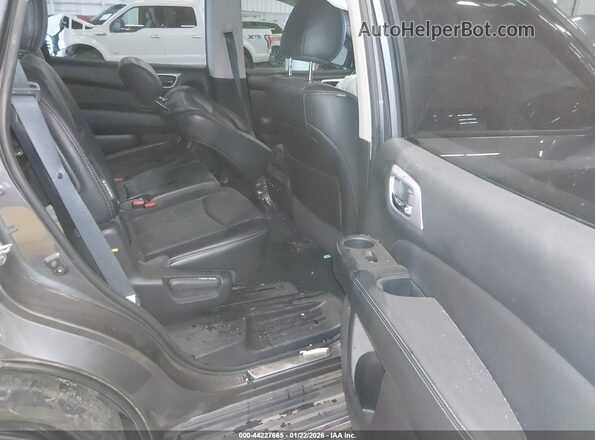 5N1DR2MM9KC636218 2019 NISSAN PATHFINDER Gray VIN sticker view