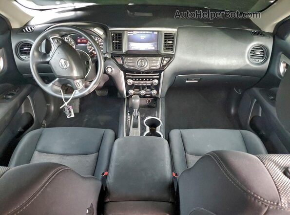 5N1DR2MN4HC642977 2017 NISSAN PATHFINDER Silver Dashboard view
