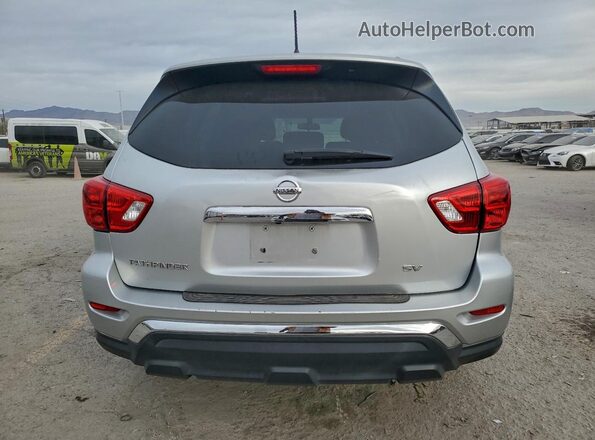 5N1DR2MN4HC642977 2017 NISSAN PATHFINDER Silver Rear view