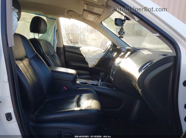 5N1DR2MN5JC621156 2018 NISSAN PATHFINDER White წინა სალონის ხედი