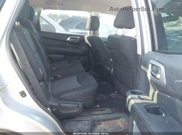 5N1DR2MN9JC636761 2018 NISSAN PATHFINDER Silver VIN კოდის სტიკერის ხედი