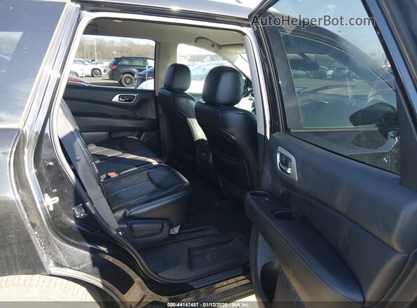 5N1DR2MNXJC632721 2018 NISSAN PATHFINDER Black VIN კოდის სტიკერის ხედი