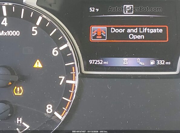 5N1DR2MNXJC632721 2018 NISSAN PATHFINDER Black 