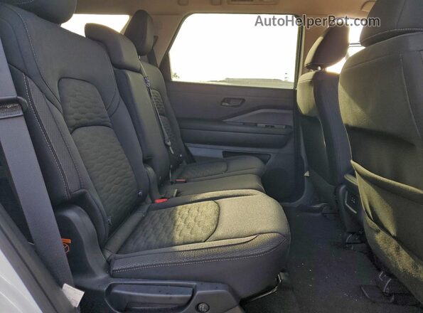 5N1DR3AC2SC253674 2025 NISSAN PATHFINDER White Rear interior view