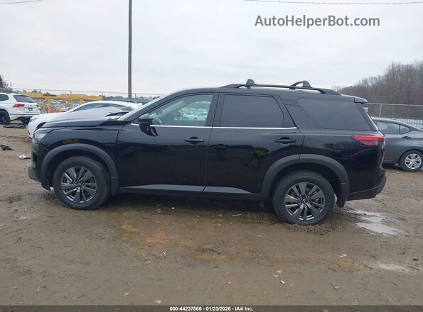 5N1DR3BA9SC224508 2025 NISSAN PATHFINDER Black 360 interior view