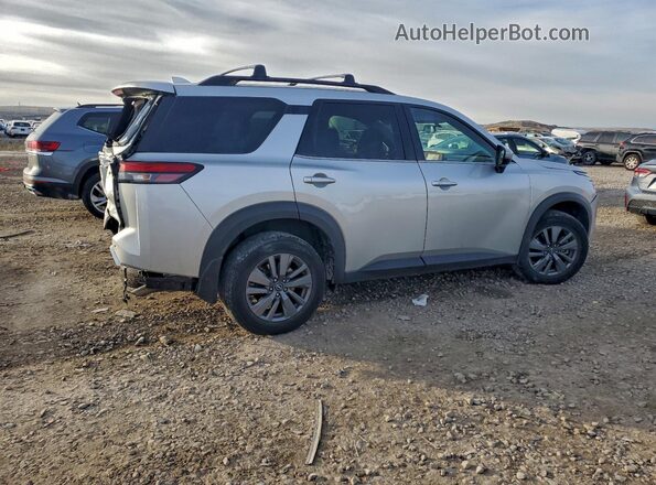 5N1DR3BC1RC236020 2024 NISSAN PATHFINDER Серебряный Задняя правая четверть