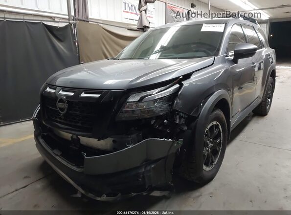 5N1DR3BD3SC227804 2025 NISSAN PATHFINDER Gray წინა მარცხენა ხედი სამი მეოთხედიდან