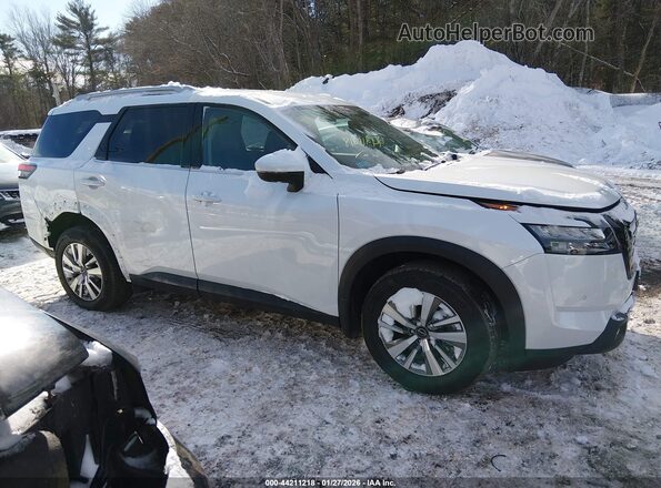5N1DR3CC1SC294388 2025 NISSAN PATHFINDER White Սալոնի հետևի տեսք