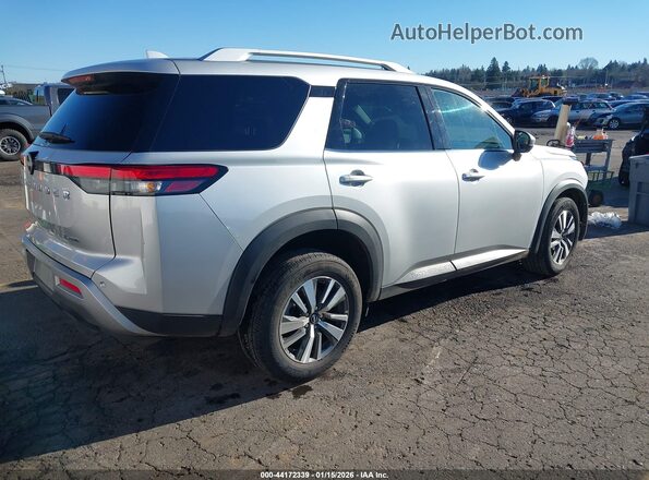 5N1DR3CC3SC252174 2025 NISSAN PATHFINDER Silver უკანა მარჯვენა