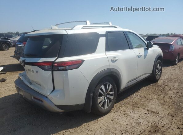 5N1DR3CC7RC296110 2024 NISSAN PATHFINDER White Задня права чверть