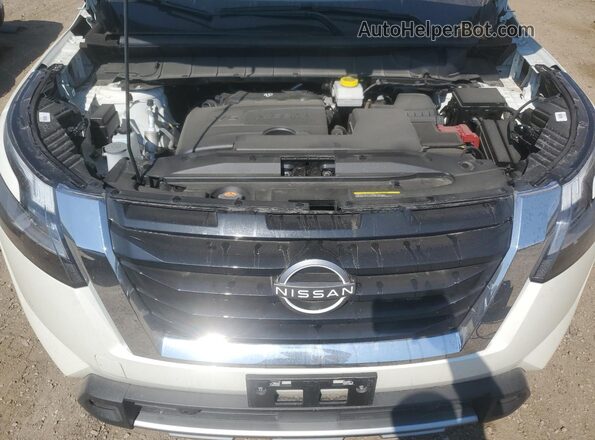 5N1DR3CC7RC296110 2024 NISSAN PATHFINDER White Вид задньої частини салону