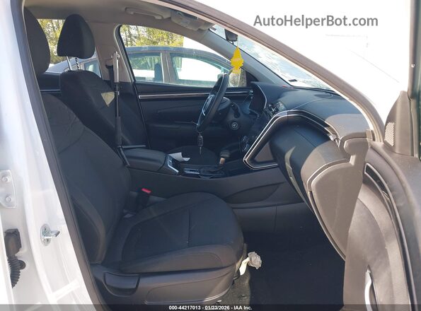 5NMJA3AE0NH025257 2022 HYUNDAI TUCSON White Front interior view