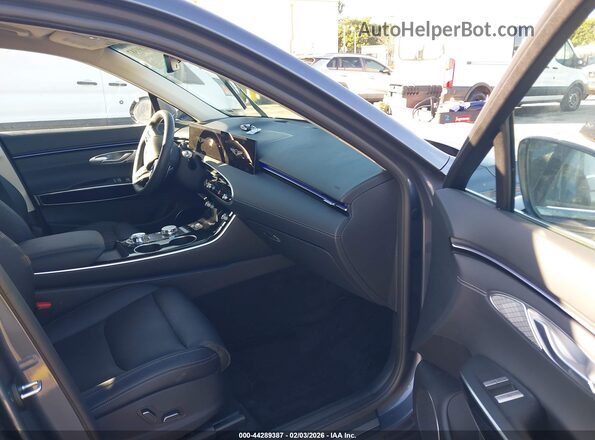 5NMMADTB0TH049044 2026 GENESIS GV70 Gray Front interior view