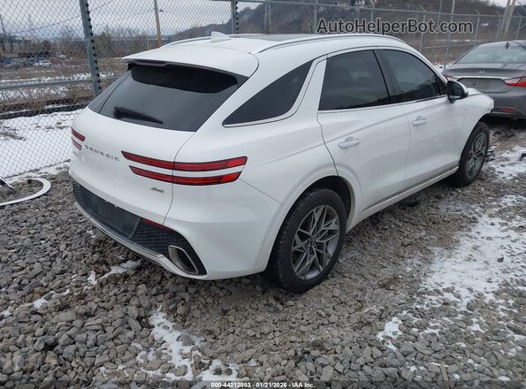 5NMMADTB8RH013272 2024 GENESIS GV70 White 