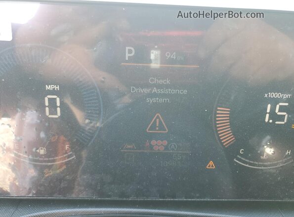5NMP1DGL7SH071783 2025 HYUNDAI SANTA White Սարքավորումների վահանակի տեսք