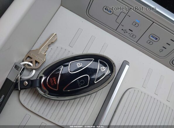 5NMP4DGL4RH032490 2024 HYUNDAI SANTA FE White წინა პანელის ხედი