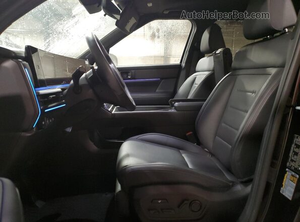 5NMP5DGL5SH140698 2025 HYUNDAI SANTA FE CALLIGRAPHY Черный Вид салона спереди