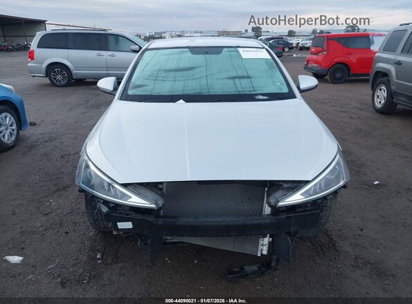 5NPD74LF0KH496637 2019 HYUNDAI ELANTRA Серебряный Вид задней части салона