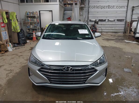 5NPD74LF2KH450128 2019 HYUNDAI ELANTRA Серебряный Вид задней части салона