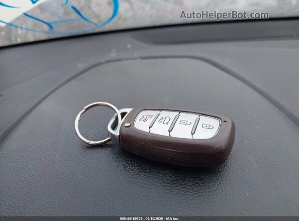 5NPD84LF0HH068993 2017 HYUNDAI ELANTRA Silver Dashboard view