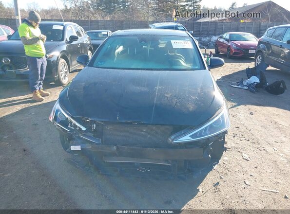 5NPD84LF0LH614586 2020 HYUNDAI ELANTRA Black ხელსაწყოთა პანელის ხედი