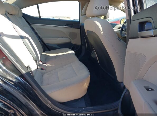 5NPD84LF4JH321478 2018 HYUNDAI ELANTRA Black VIN կոդի պիտակի տեսք