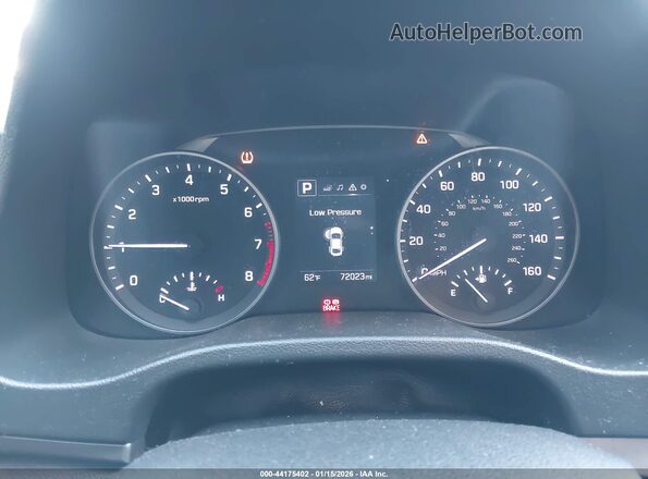 5NPD84LF5JH332523 2018 HYUNDAI ELANTRA White Widok tylnych siedzeń