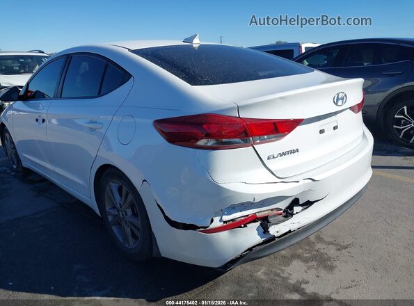 5NPD84LF5JH332523 2018 HYUNDAI ELANTRA White Widok z przodu