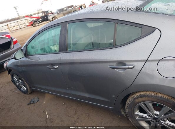 5NPD84LF6JH277273 2018 HYUNDAI ELANTRA Серый 