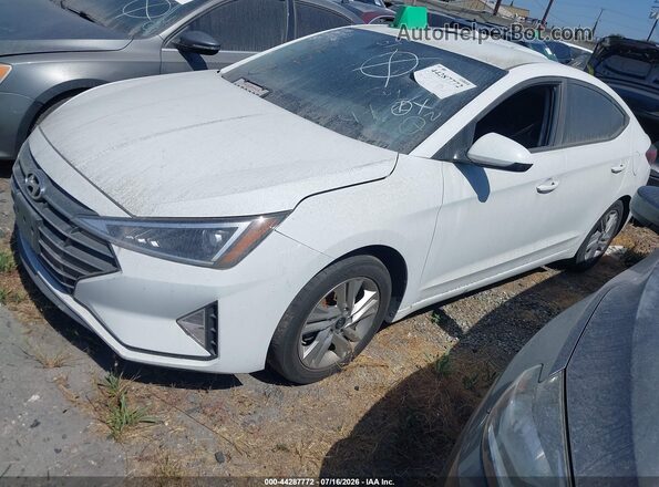 5NPD84LF8LH631300 2020 HYUNDAI ELANTRA White წინა მარცხენა ხედი სამი მეოთხედიდან