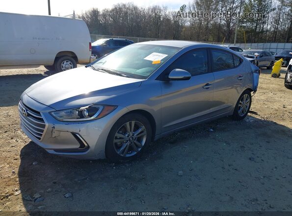 5NPD84LFXHH070511 2017 HYUNDAI ELANTRA Silver წინა მარცხენა ხედი სამი მეოთხედიდან