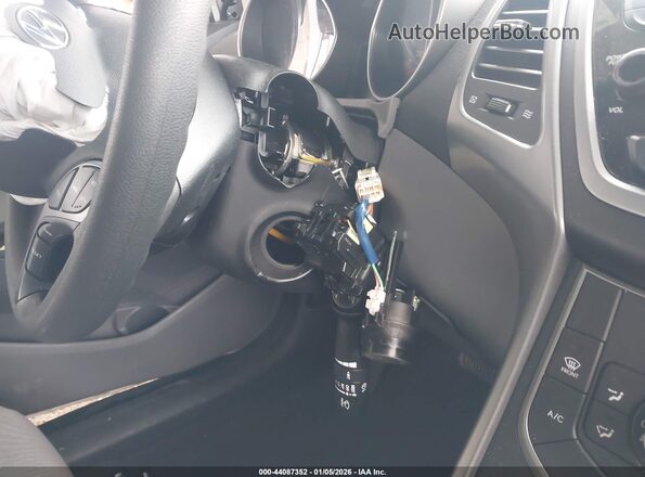 5NPDH4AE8GH750061 2016 HYUNDAI ELANTRA Серый 