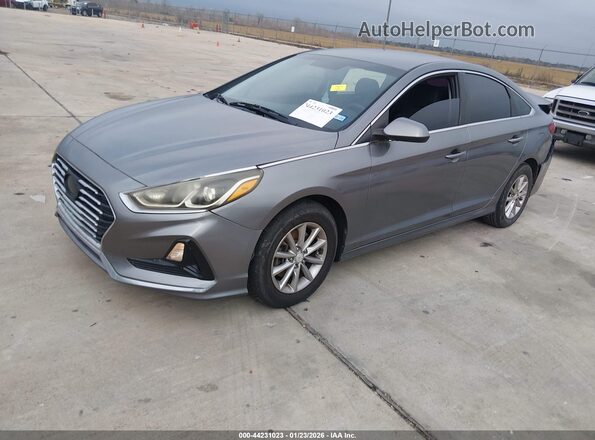 5NPE24AF4JH699728 2018 HYUNDAI SONATA Gray Առջևի ձախ երեք քառորդ տեսարան
