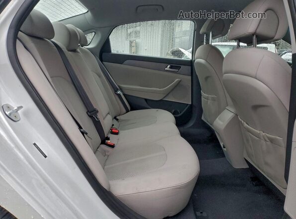 5NPE24AF6GH373924 2016 HYUNDAI SONATA White Vista de los asientos traseros