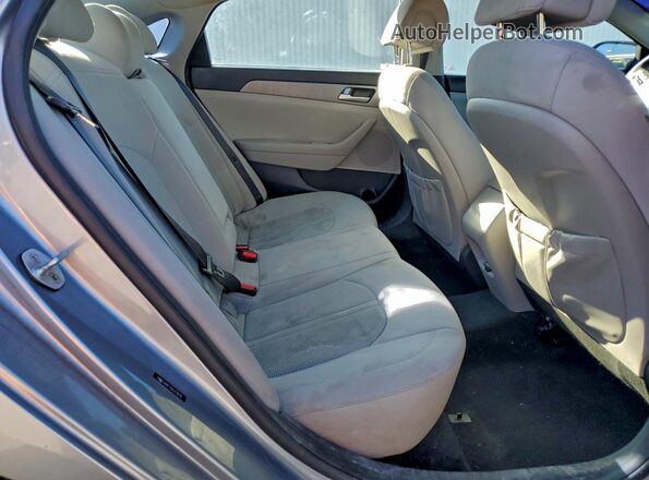 5NPE24AF7GH375679 2016 HYUNDAI SONATA Silver Вид задніх сидінь