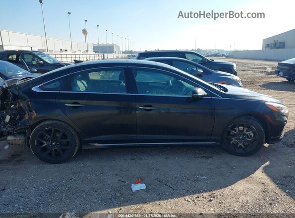 5NPE34AB2JH668326 2018 HYUNDAI SONATA Black Widok wnętrza z tyłu