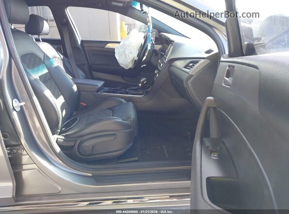 5NPE34AF3JH701661 2018 HYUNDAI SONATA Серый Вид салона спереди
