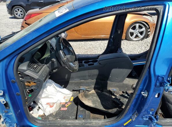 5NPE34AF4JH637940 2018 HYUNDAI SONATA Синий Вид салона спереди
