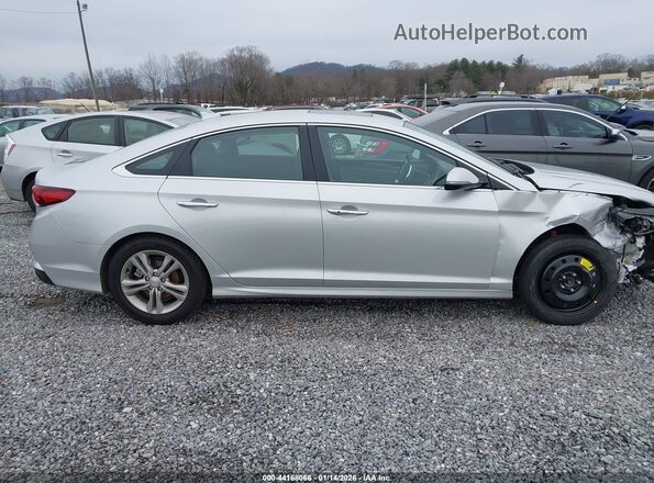 5NPE34AF5JH689836 2018 HYUNDAI SONATA Silver Widok wnętrza z tyłu