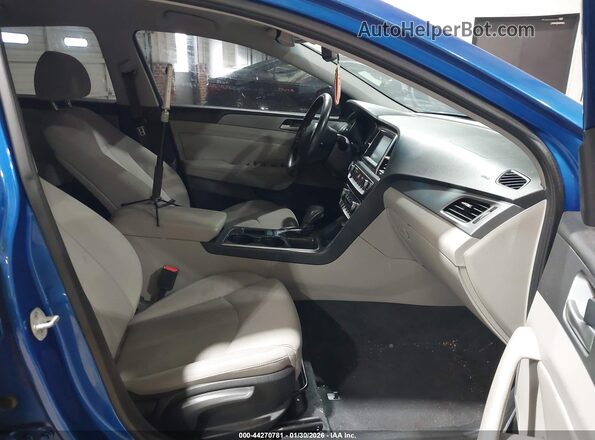 5NPE34AF6JH631122 2018 HYUNDAI SONATA Blue Սալոնի դիմացի տեսք