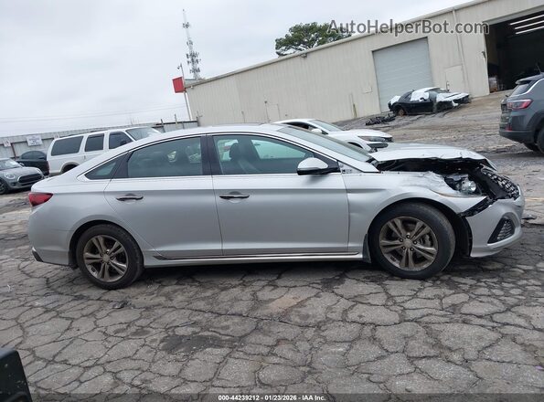 5NPE34AF6KH808348 2019 HYUNDAI SONATA Silver უკანა სალონის ხედი