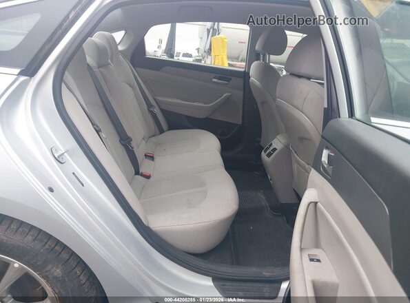5NPE34AF8KH788376 2019 HYUNDAI SONATA Silver Vista de la etiqueta del VIN