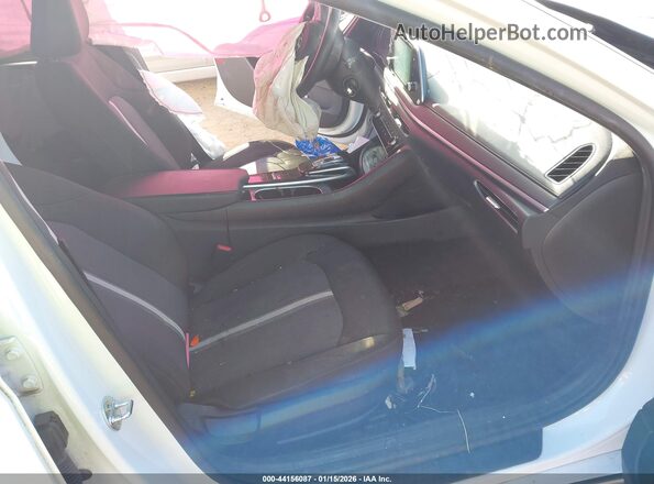 5NPEG4JA2LH008530 2020 HYUNDAI SONATA White Widok wnętrza z przodu