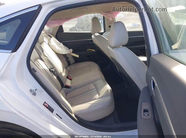 5NPEH4J29LH010197 2020 HYUNDAI SONATA White VIN კოდის სტიკერის ხედი