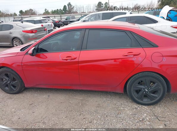 5NPLM4AG8NH066763 2022 HYUNDAI ELANTRA Red 