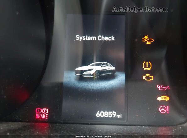 5NPLM4AG8NH066763 2022 HYUNDAI ELANTRA Red 